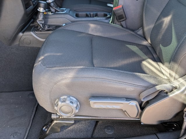 2023 Jeep Wrangler Altitude