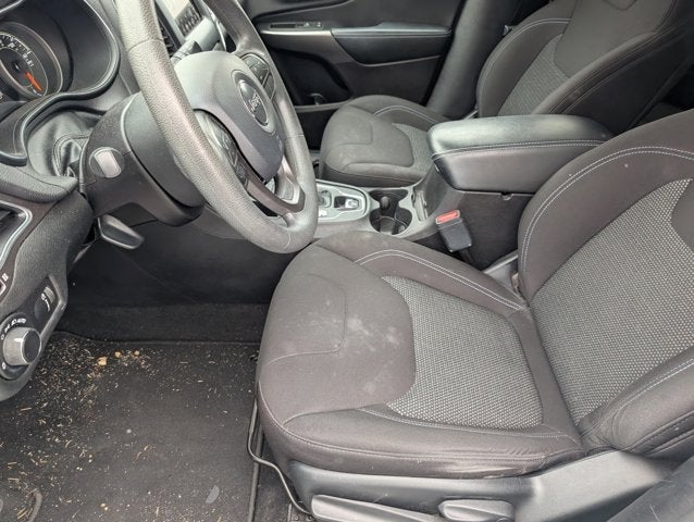 2020 Jeep Cherokee Latitude