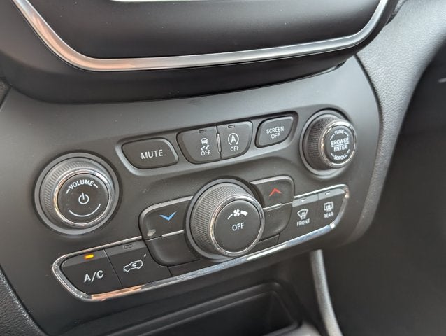 2020 Jeep Cherokee Latitude