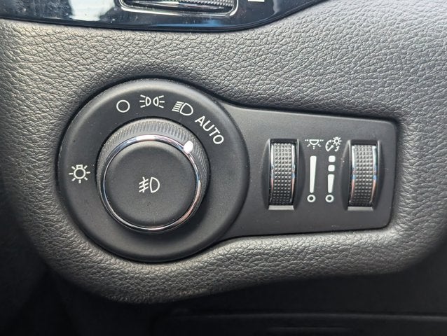 2020 Jeep Cherokee Altitude