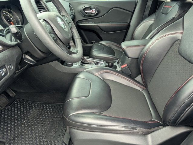 2022 Jeep Cherokee Trailhawk