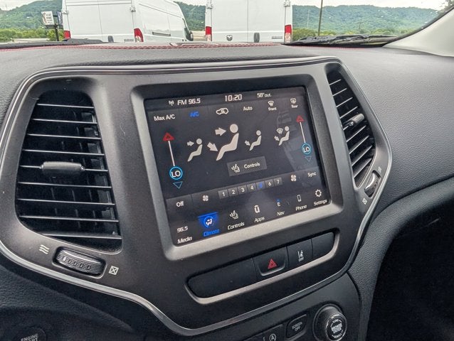 2022 Jeep Cherokee Trailhawk