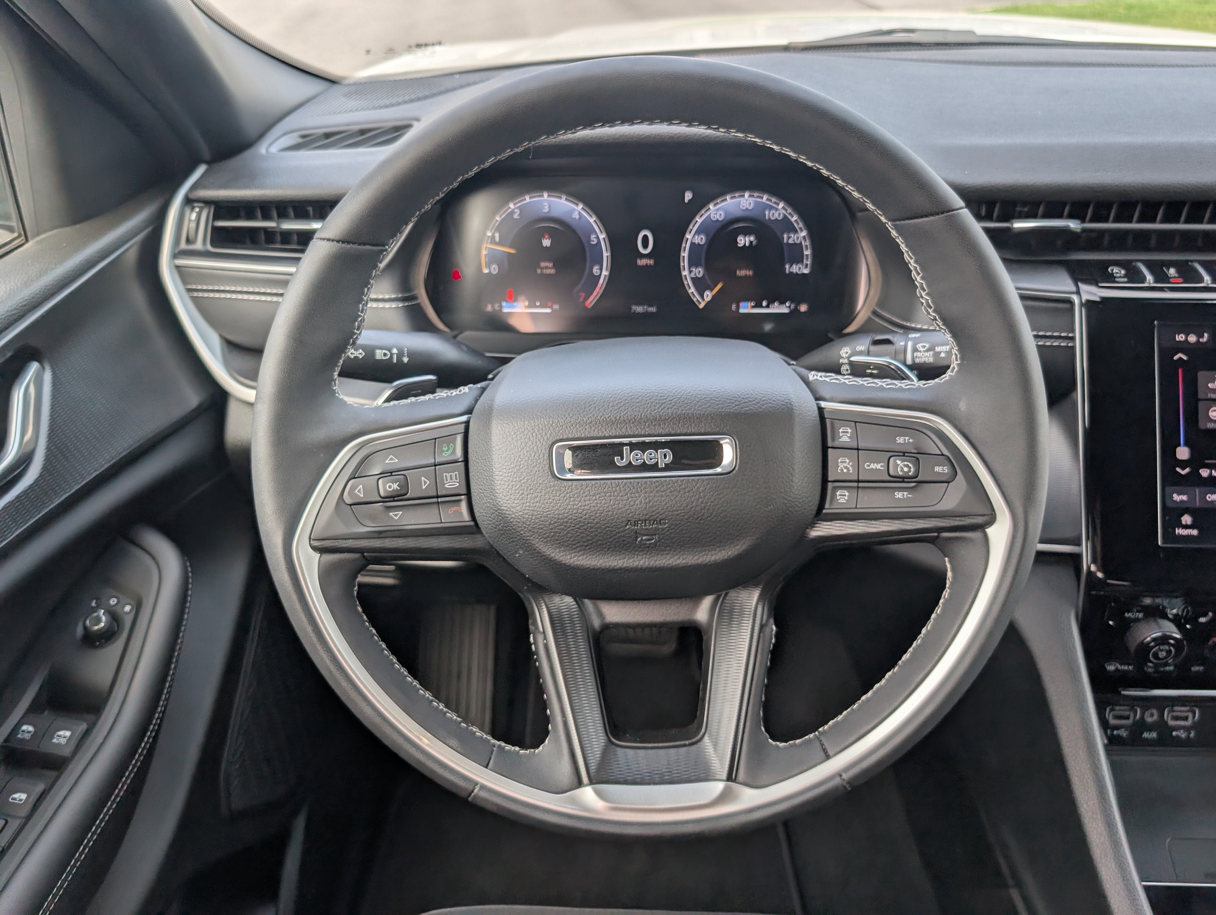 2025 Jeep Grand Cherokee Altitude