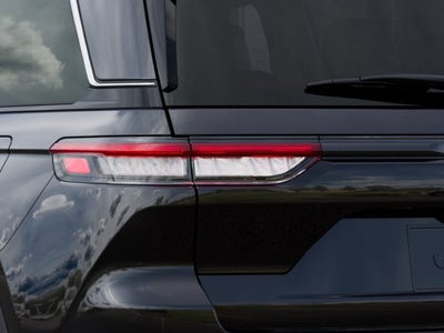 2027 Jeep Grand Cherokee Laredo X