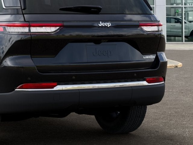 2027 Jeep Grand Cherokee Laredo X