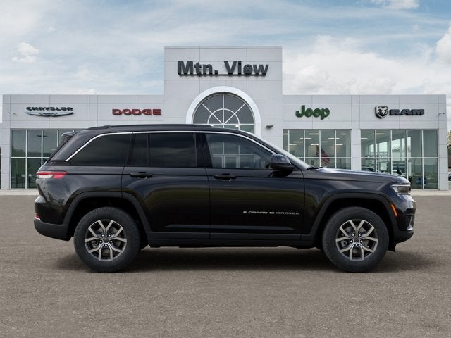 2027 Jeep Grand Cherokee Laredo X