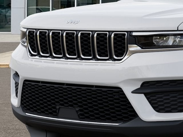 2027 Jeep Grand Cherokee Laredo X