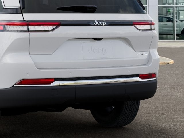 2027 Jeep Grand Cherokee Laredo X