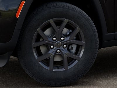 2027 Jeep Grand Cherokee Laredo Altitude