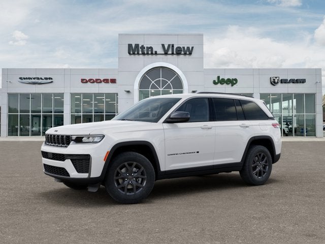 2027 Jeep Grand Cherokee Laredo Altitude