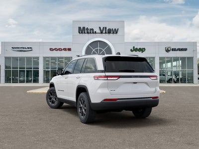 2027 Jeep Grand Cherokee Laredo Altitude
