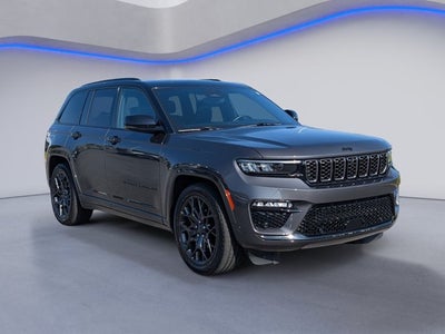 2025 Jeep Grand Cherokee Summit