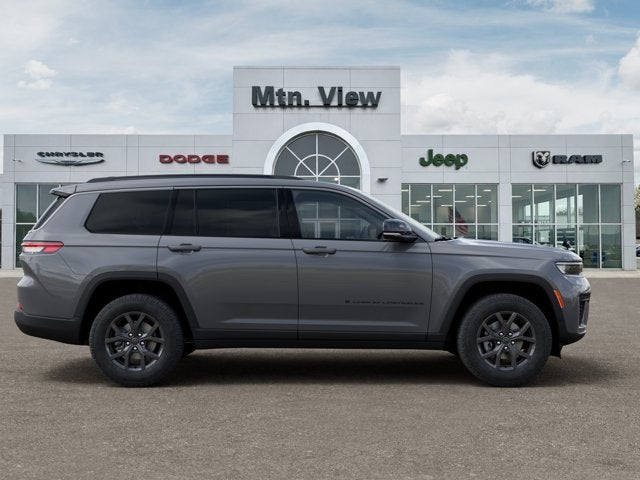 2027 Jeep Grand Cherokee L Laredo Altitude