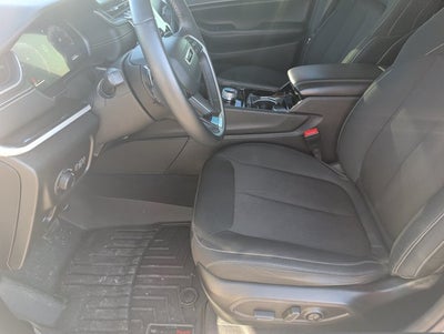 2022 Jeep Grand Cherokee L Laredo