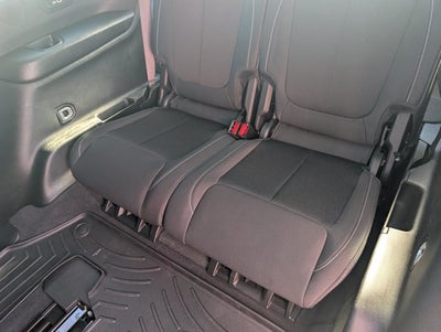 2022 Jeep Grand Cherokee L Laredo