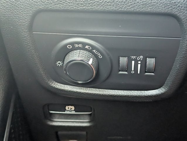 2022 Jeep Grand Cherokee L Laredo