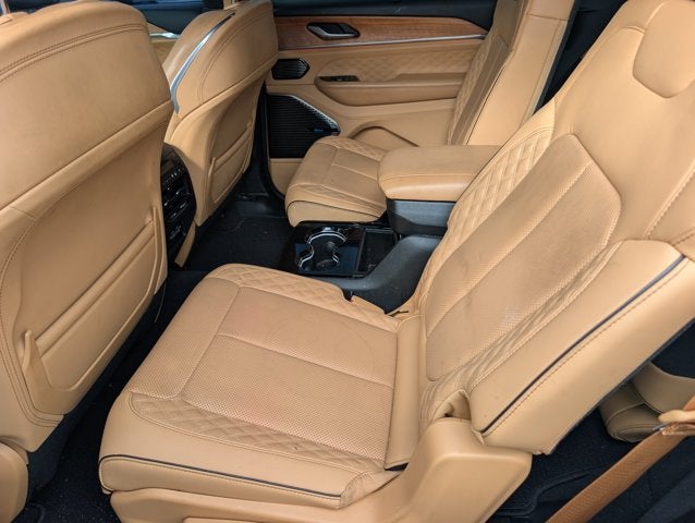2022 Jeep Grand Cherokee L Summit