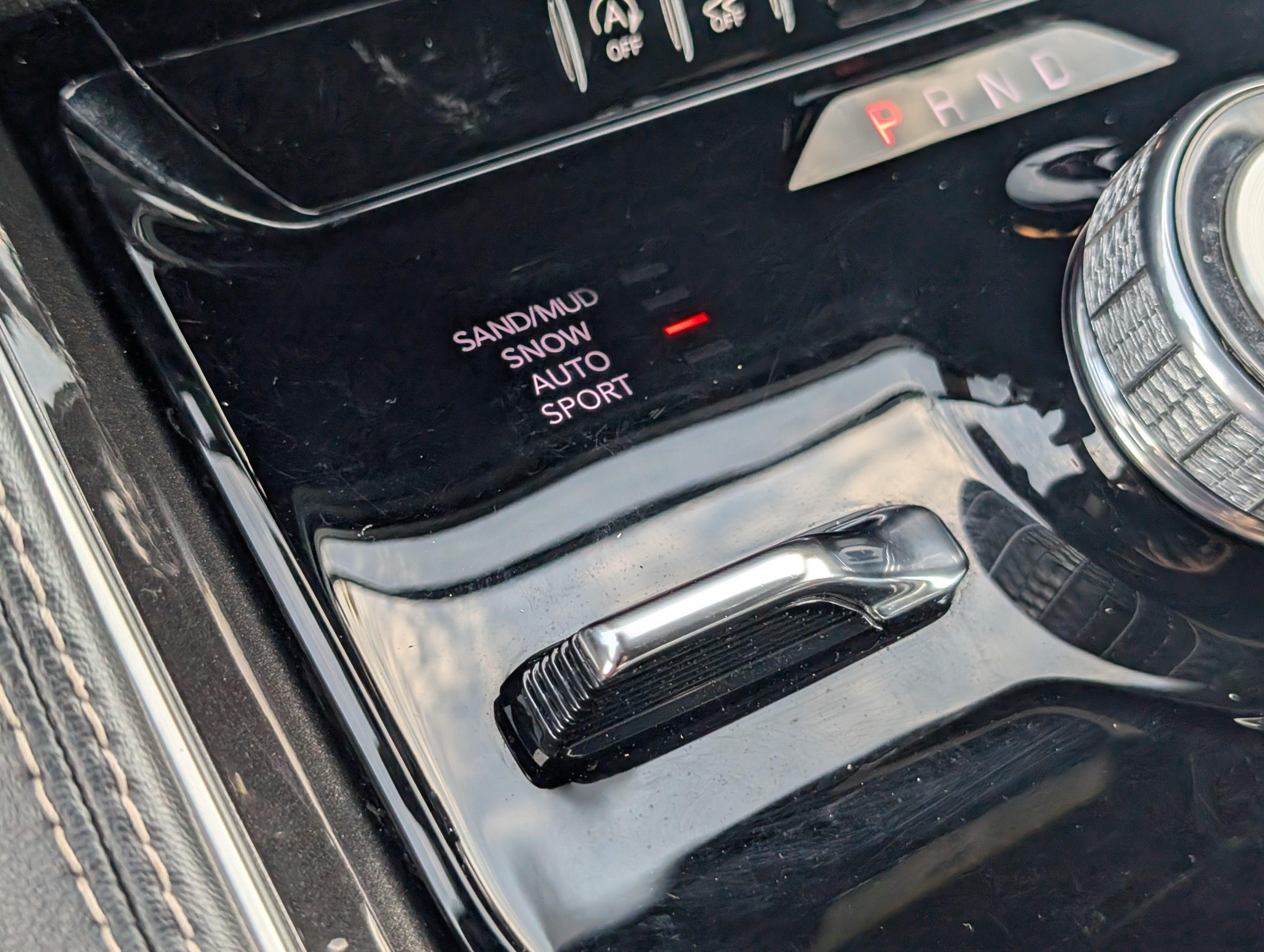 2024 Jeep Wagoneer L Base
