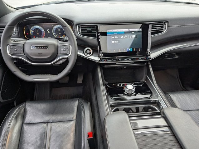 2024 Jeep Wagoneer Base