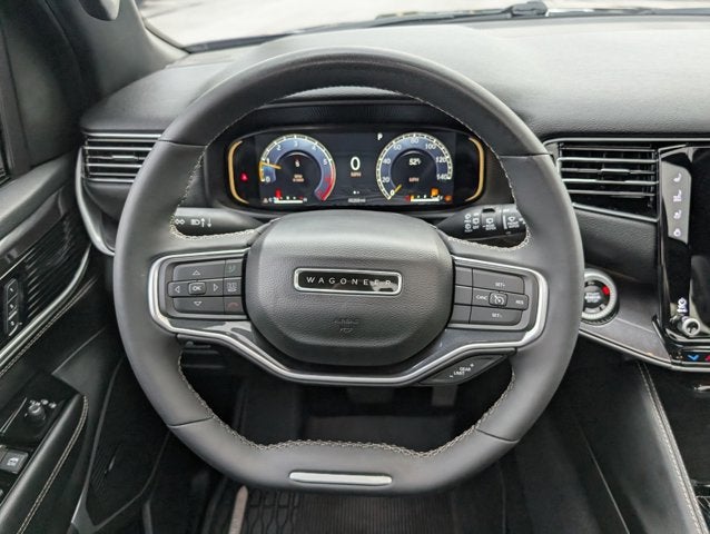 2024 Jeep Wagoneer Base