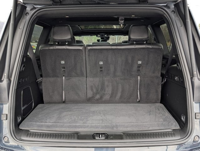 2024 Jeep Wagoneer Base