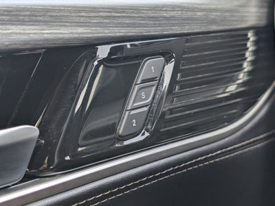 2023 Jeep Wagoneer Series III
