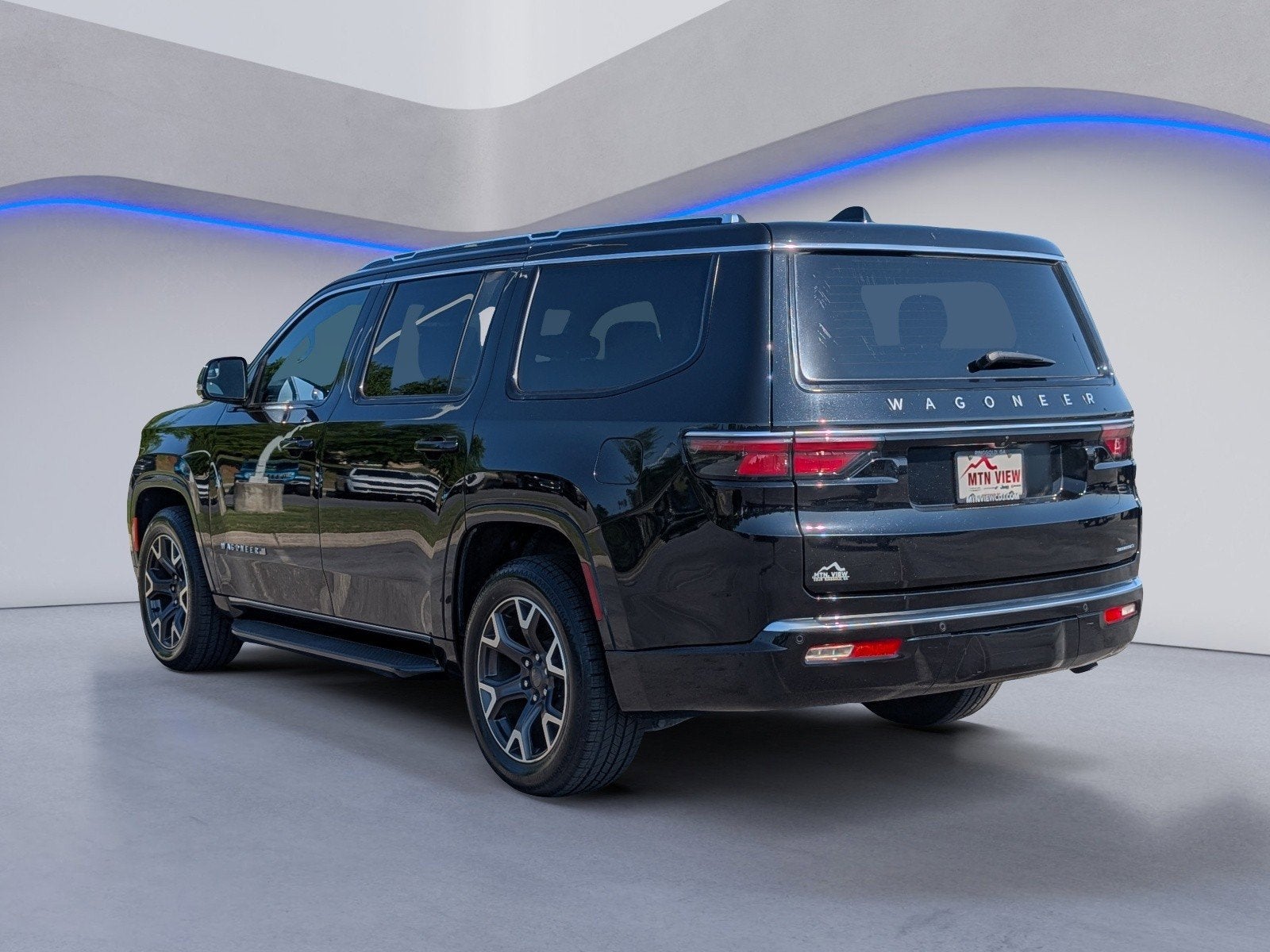 2023 Jeep Wagoneer Series III