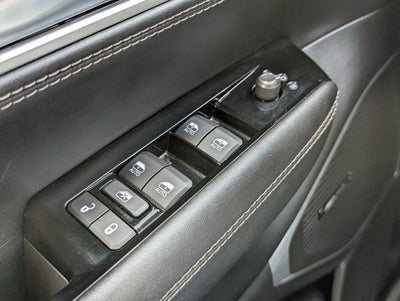 2023 Jeep Wagoneer Base