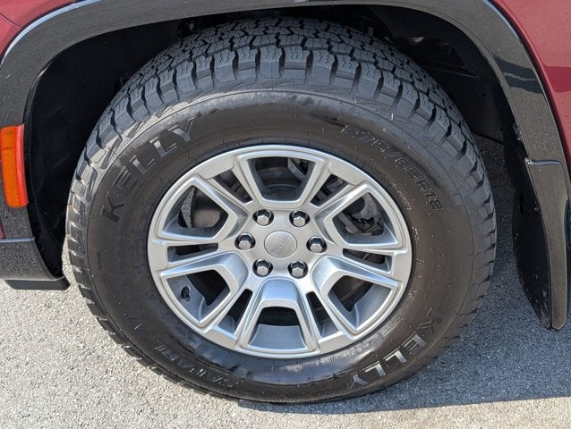 2023 Jeep Wagoneer Base