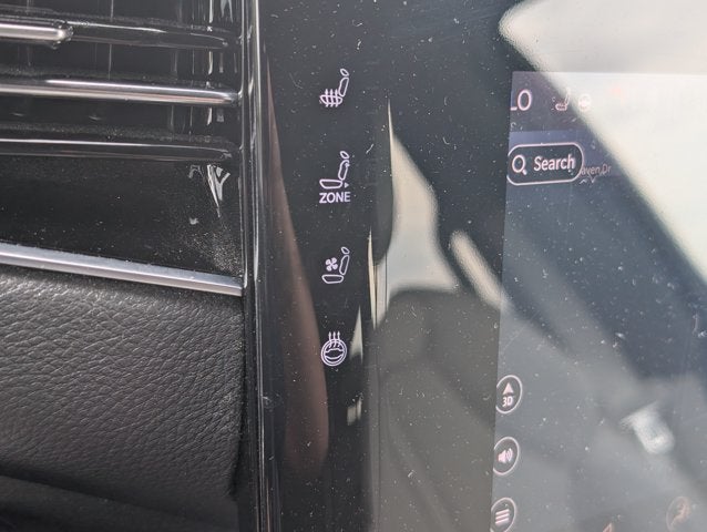 2025 Jeep Wagoneer Base