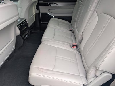 2025 Jeep Wagoneer Base