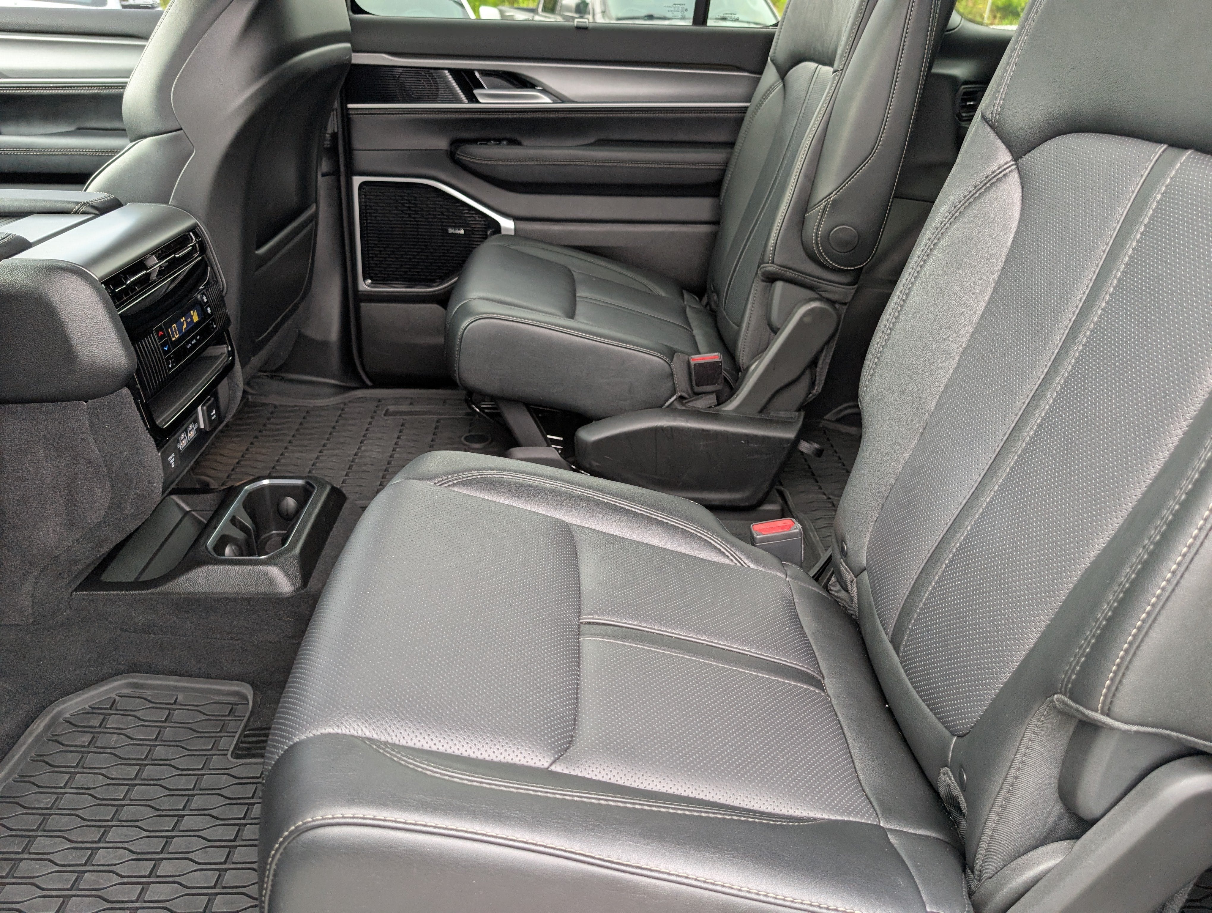 2026 Jeep Grand Wagoneer Limited Reserve
