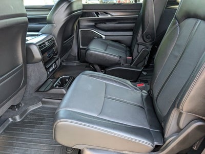 2023 Jeep Wagoneer Series III