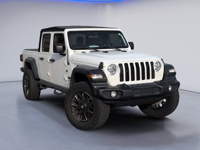 2020 Jeep Gladiator Sport photo 2