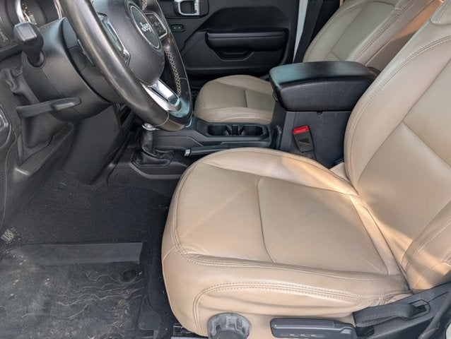 2020 Jeep Gladiator Sport photo 3