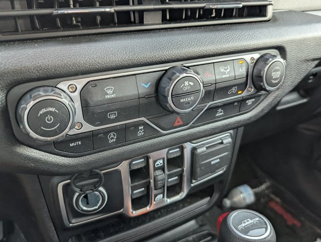 2025 Jeep Gladiator Nighthawk