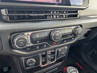 2025 Jeep Gladiator Nighthawk