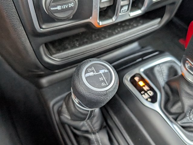 2025 Jeep Gladiator Nighthawk