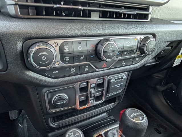 2025 Jeep Gladiator Sport S