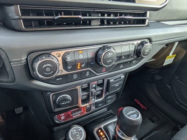 2026 Jeep Gladiator Mojave