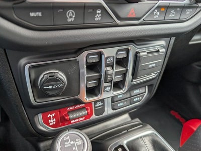 2026 Jeep Gladiator Mojave X