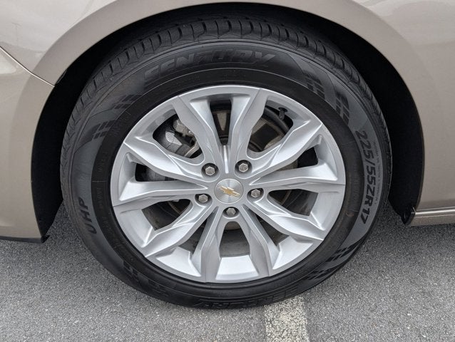 2025 Chevrolet Malibu LT