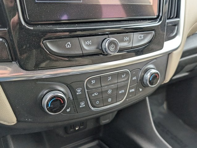 2022 Chevrolet Traverse LT