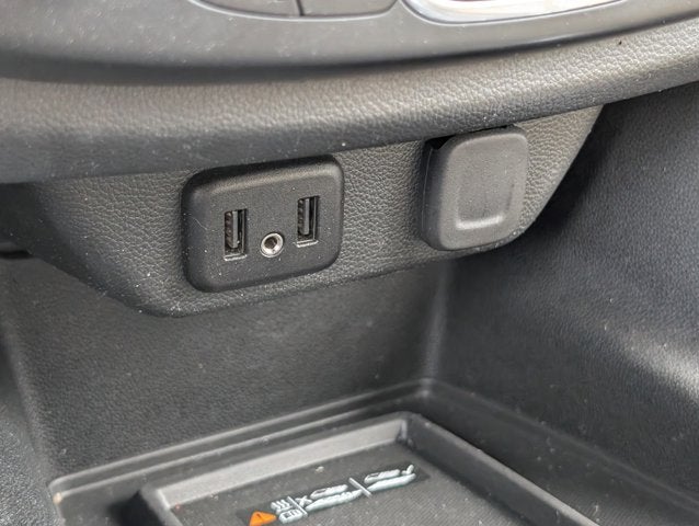 2022 Chevrolet Traverse LT