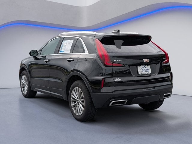 2025 Cadillac XT4 Premium Luxury