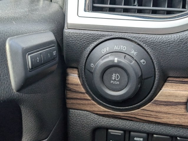 2021 Nissan Titan SL
