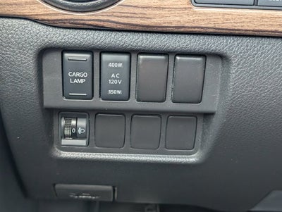 2021 Nissan Titan SL