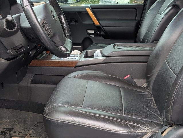 2008 Nissan Titan LE