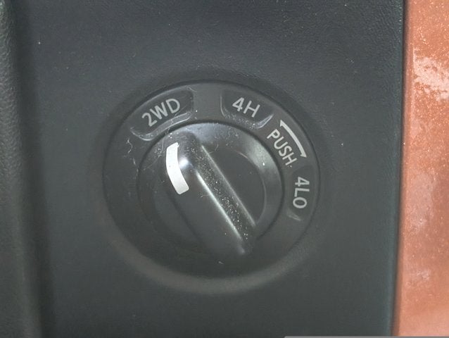 2008 Nissan Titan LE