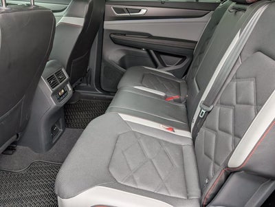 2024 Volkswagen Atlas 2.0T Peak Edition SE w/Technology